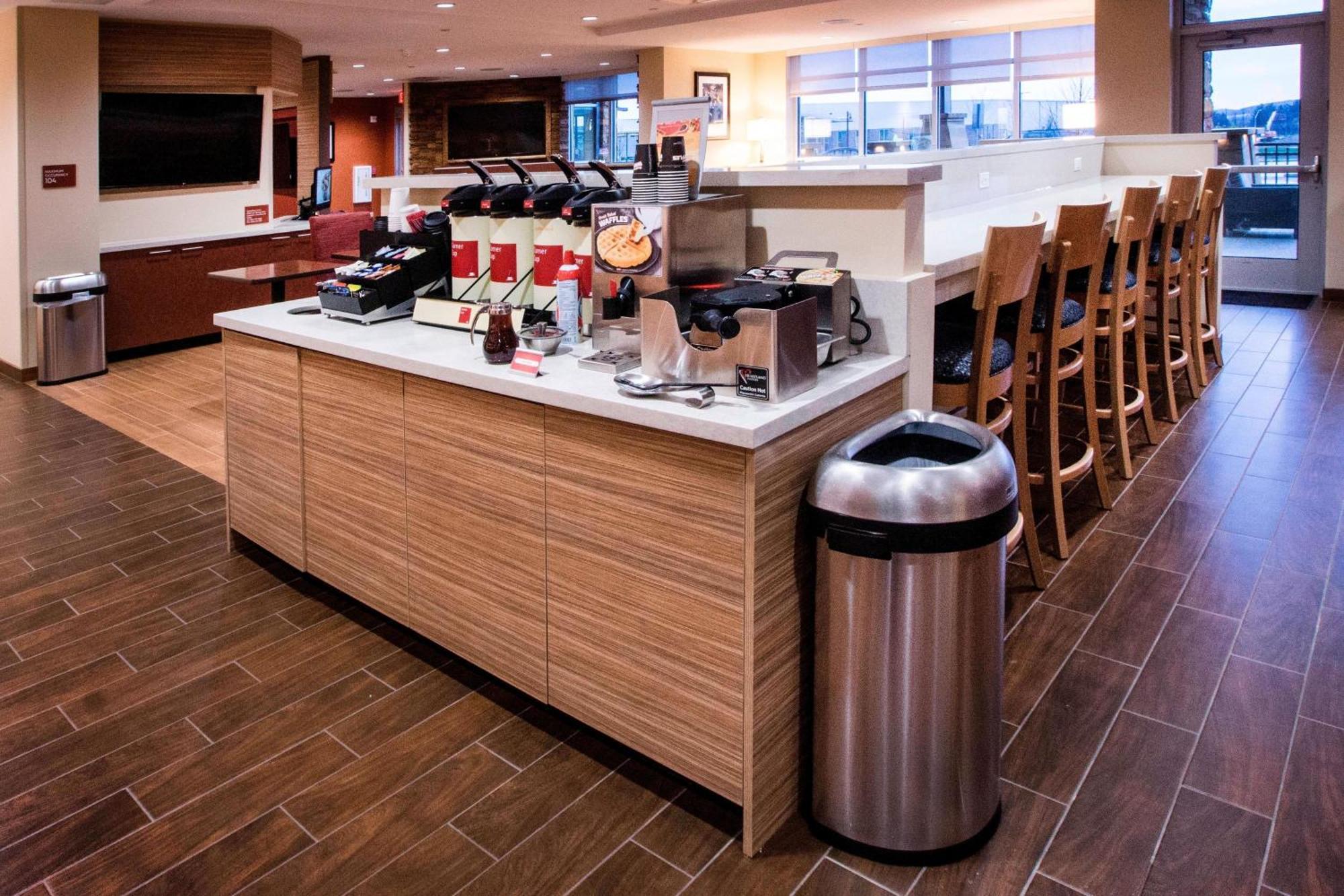 Towneplace Suites By Marriott Pittsburgh Cranberry Township Exterior foto